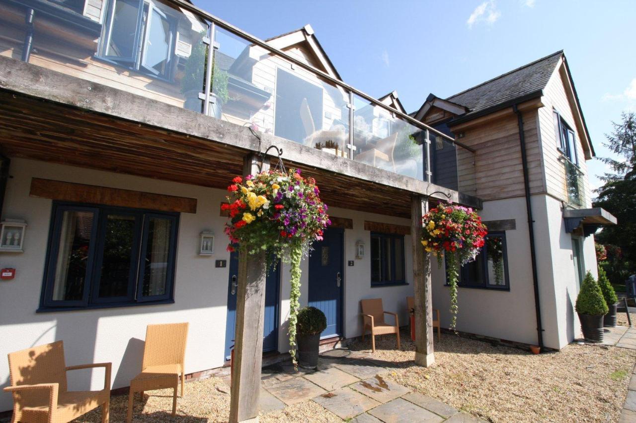 The Sun Inn Swindon Zewnętrze zdjęcie