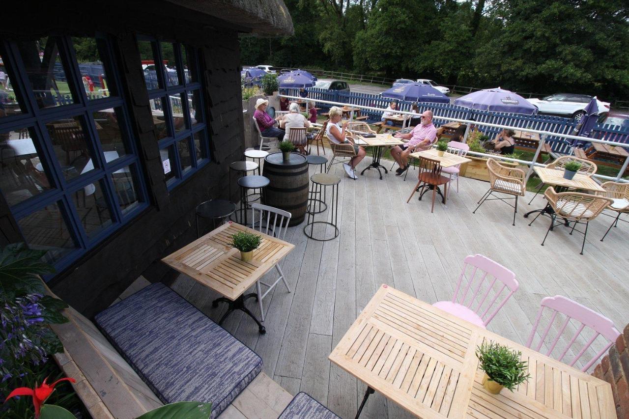 The Sun Inn Swindon Zewnętrze zdjęcie